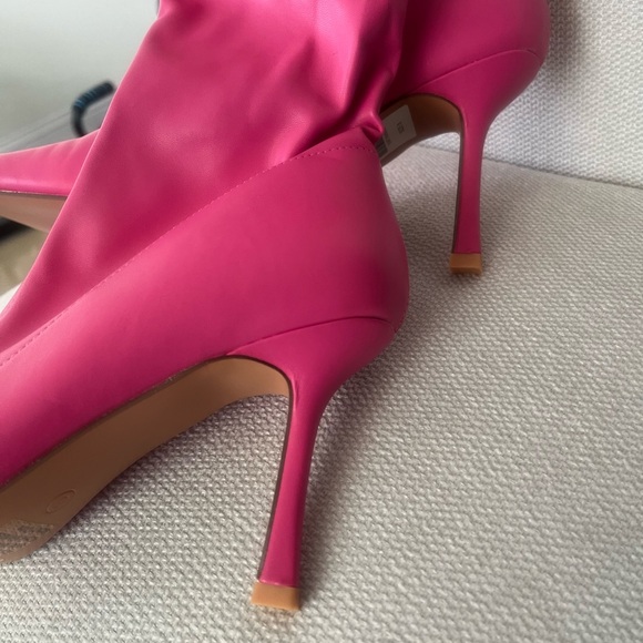 New York & Company NWT Natalia Over the Knee Boots. Zippered side. 🩷🩷 - Picture 5 of 6